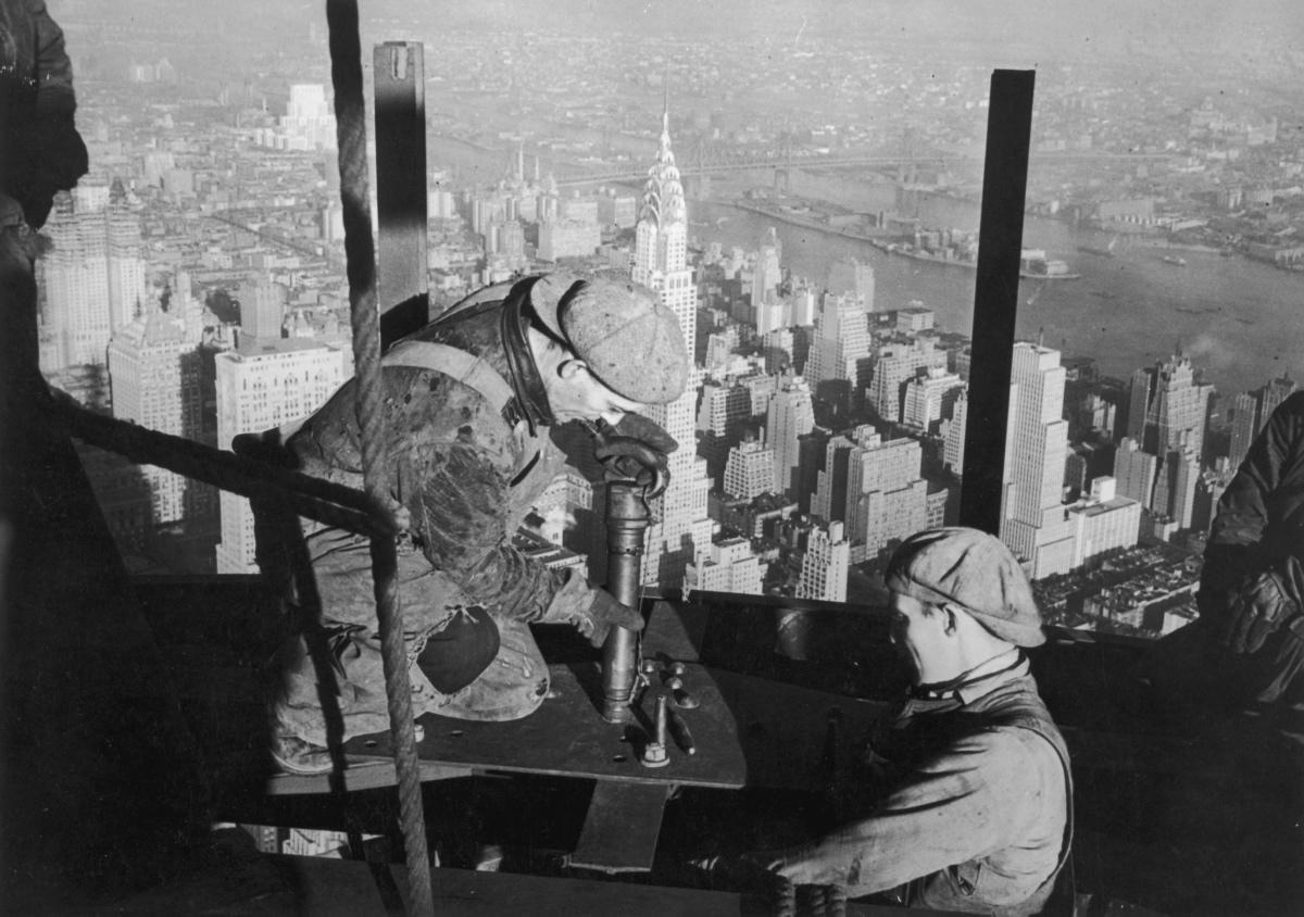 Lewis Hine - empire-state-building-construction